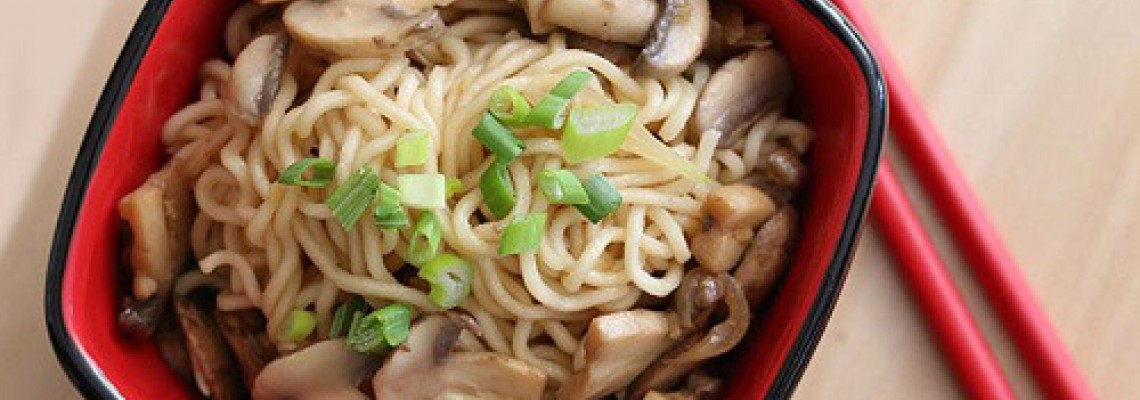 Mantarlı Ramen Erişte Tarifi Mantarlı Ramen Erişte Tarifi