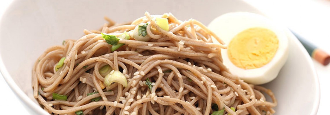 Susamlı Soba Erişte Tarifi Susamlı Soba Erişte Tarifi